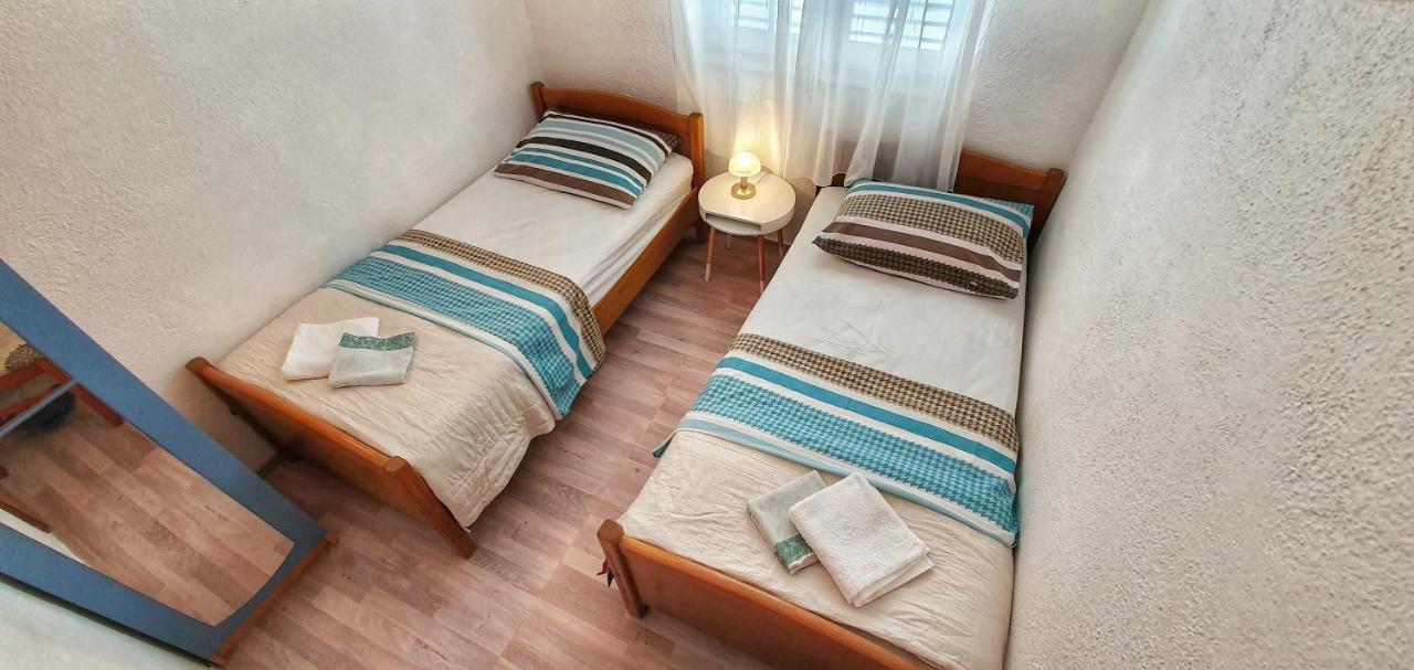 Apartmani Maja Kanica Rogoznica  Bagian luar foto