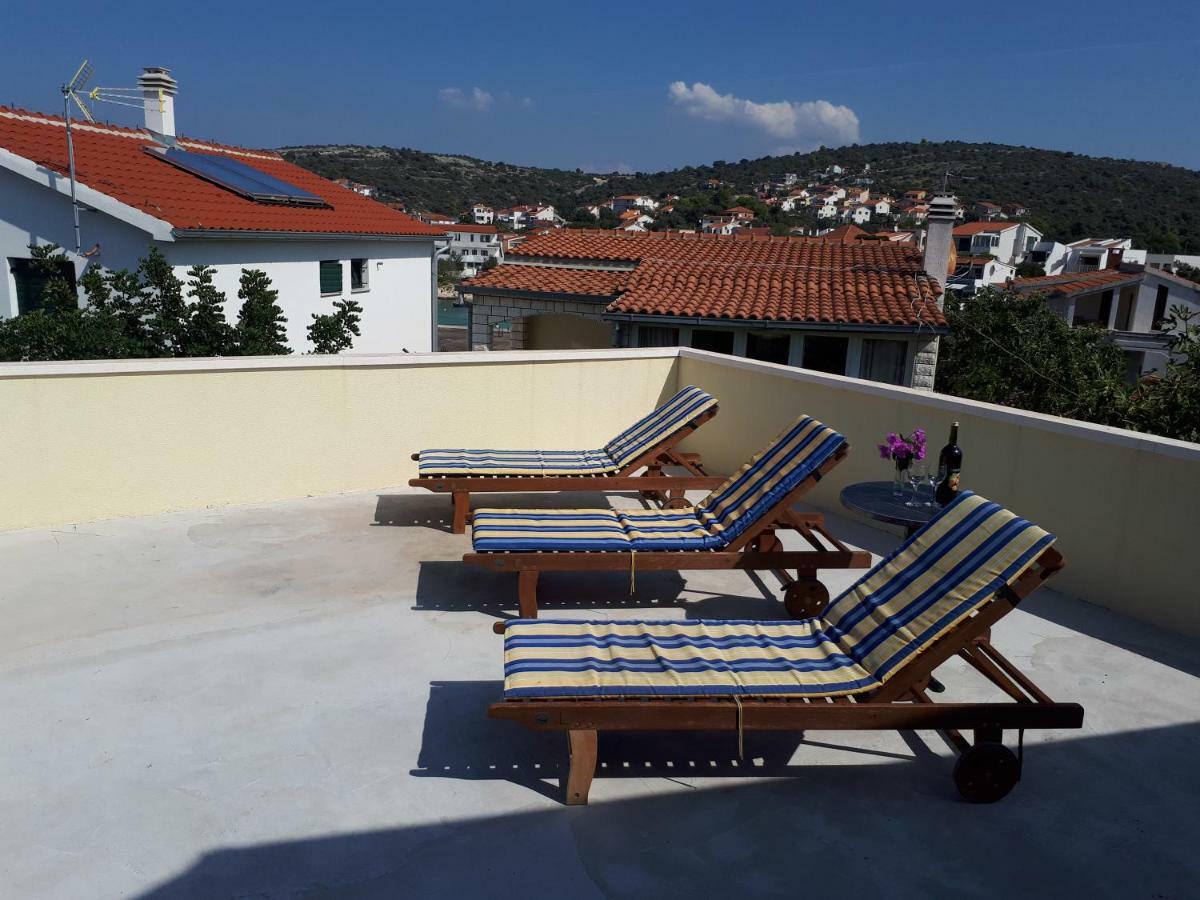 Apartmani Maja Kanica Rogoznica  Bagian luar foto