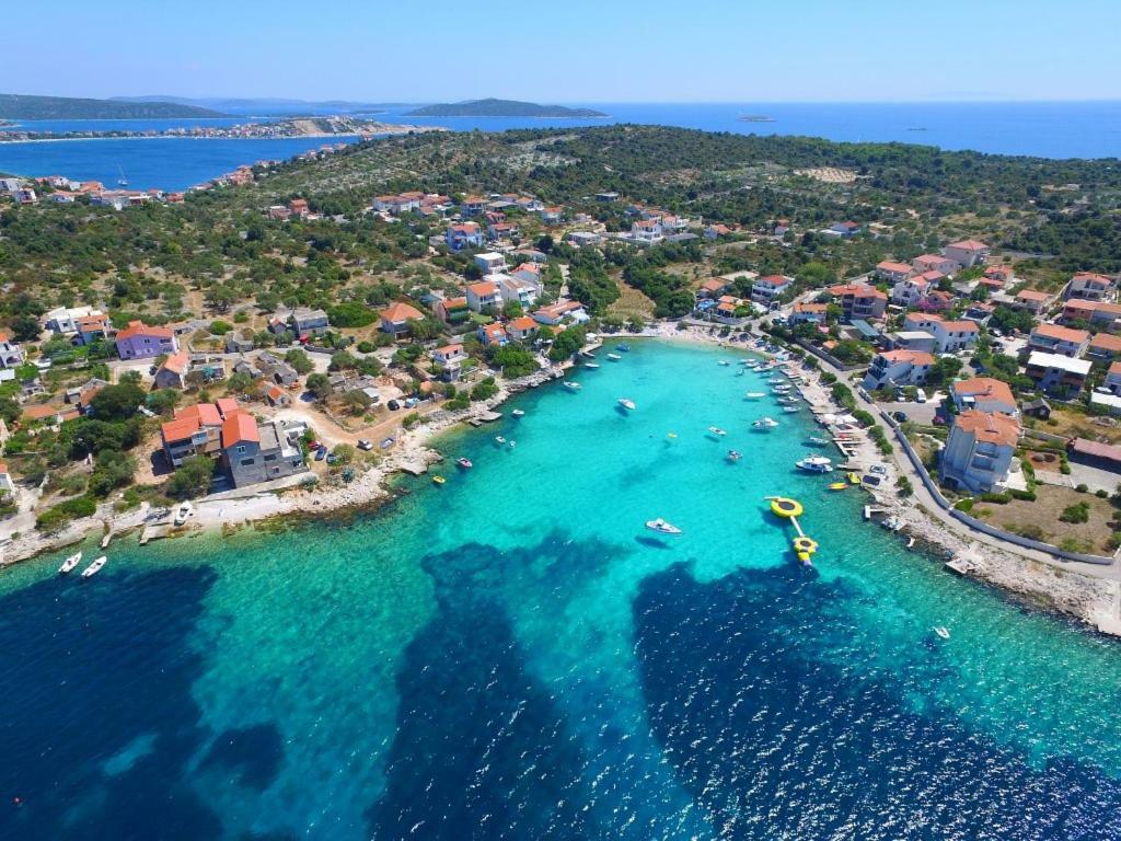 Apartmani Maja Kanica Rogoznica  Bagian luar foto