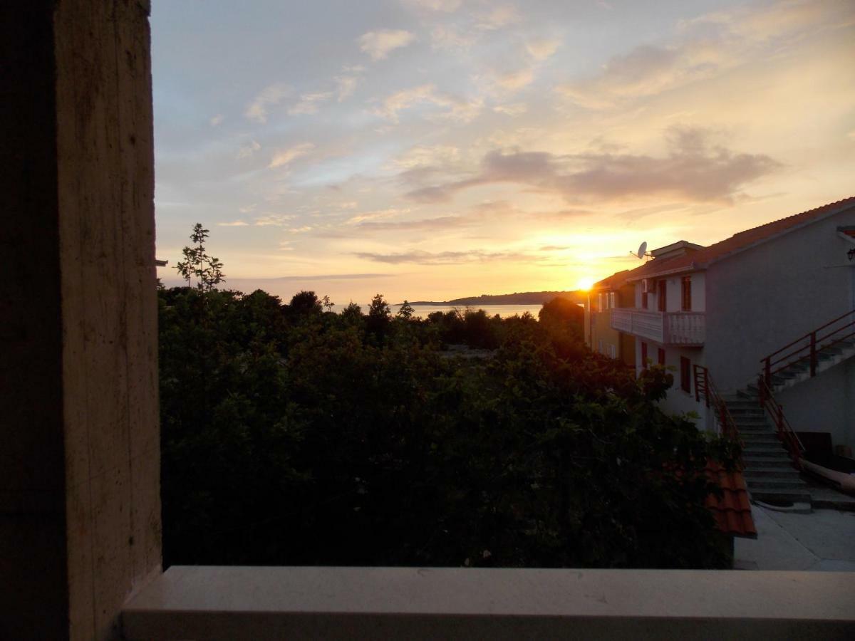Apartmani Maja Kanica Rogoznica  Bagian luar foto