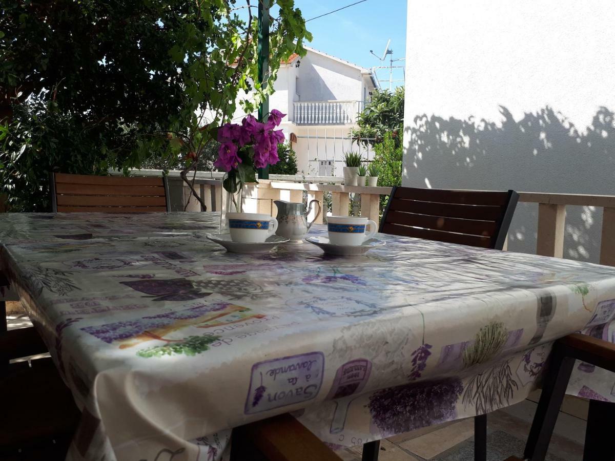 Apartmani Maja Kanica Rogoznica  Bagian luar foto