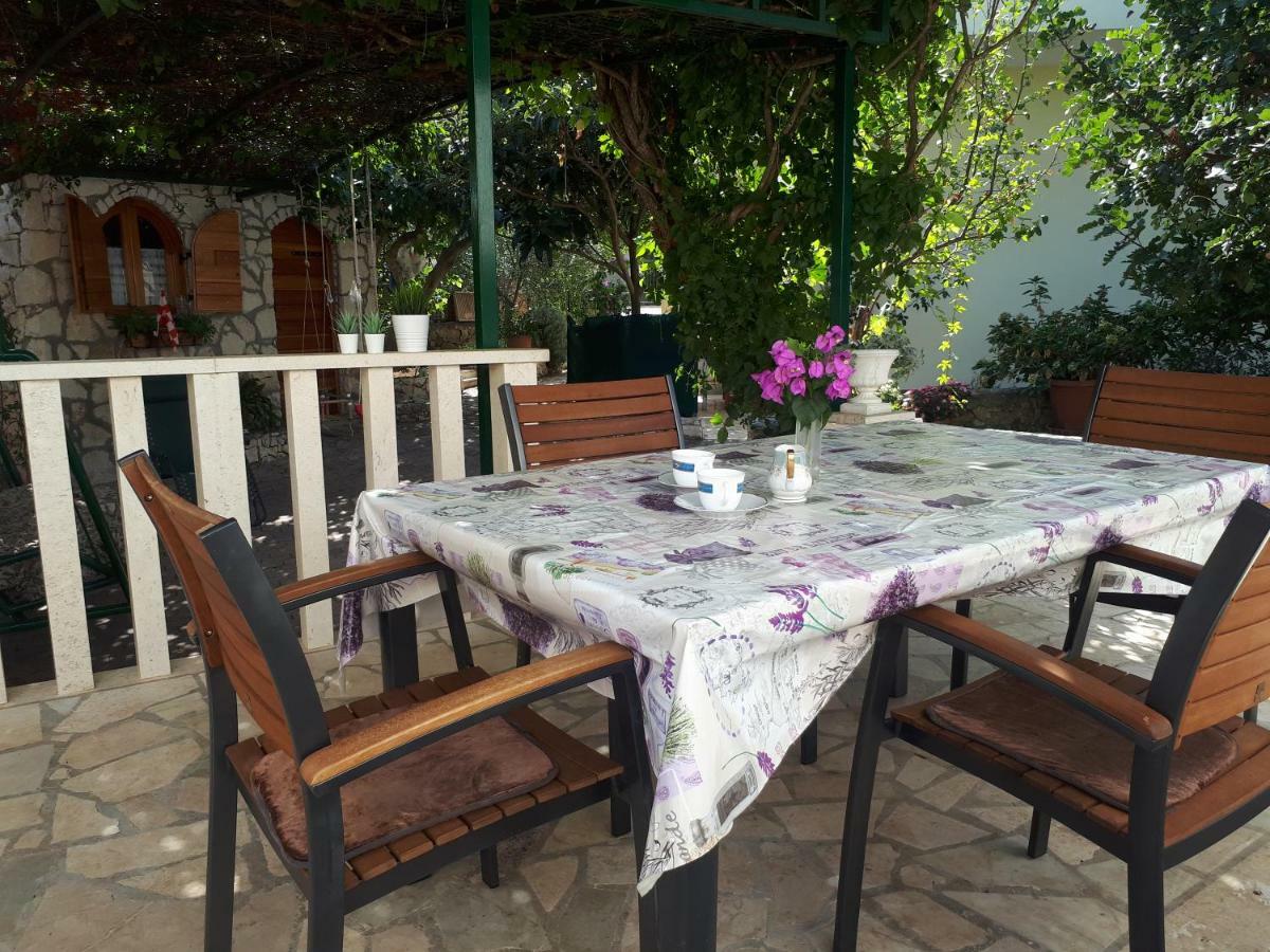 Apartmani Maja Kanica Rogoznica  Bagian luar foto